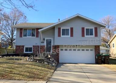 Main picture of 5919 S 52nd Street Ct