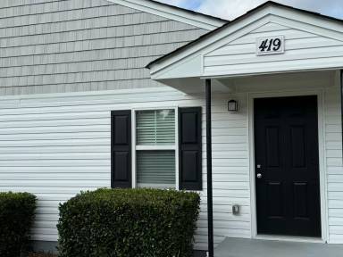 Main picture of 417-419 Lake Ave