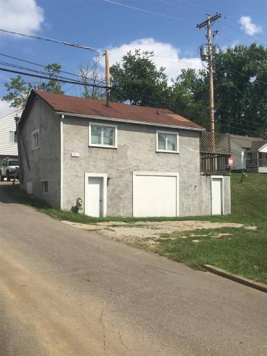 Main picture of 412 1/2 Richland Ave