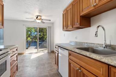 Main picture of 1021 SE 122nd Ave