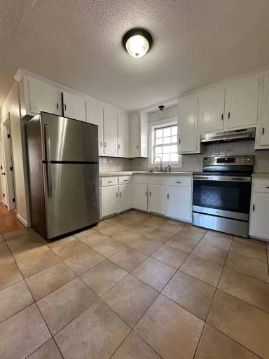 Main picture of 148 Buffinton St
