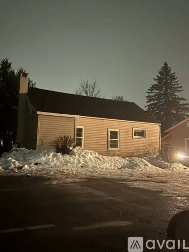 Main picture of 436 Carleton St