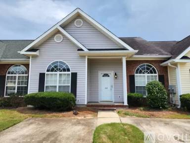 Main picture of 102 Palmer Ct