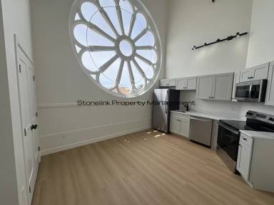 Main picture of 265 Manton Ave