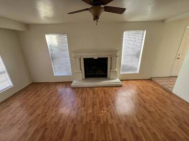 Main picture of 2601 W Vereda de la Tierra