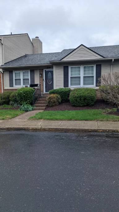 Main picture of 10615 Sycamore Trl