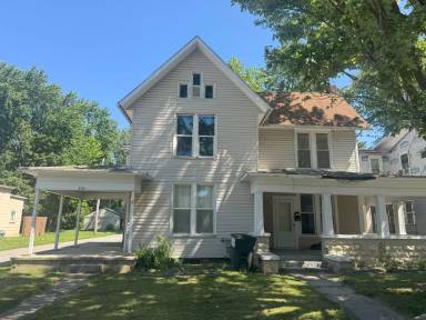 Main picture of 412 Washington St