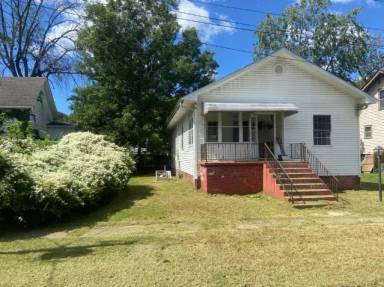 Main picture of 219 S Webster St