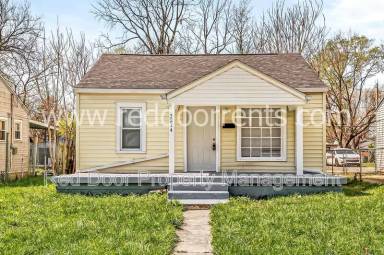 Main picture of 3270 Ralston Ave