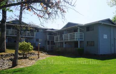 Main picture of 614 Shangri La Ave NE