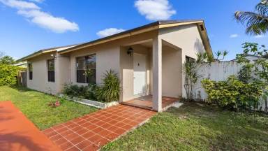 Main picture of 16110 SW 300th St
