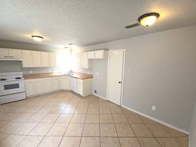 Main picture of 22910 Sherioaks Ln