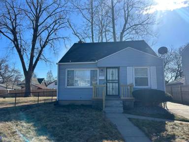 Main picture of 2669 S Electric St