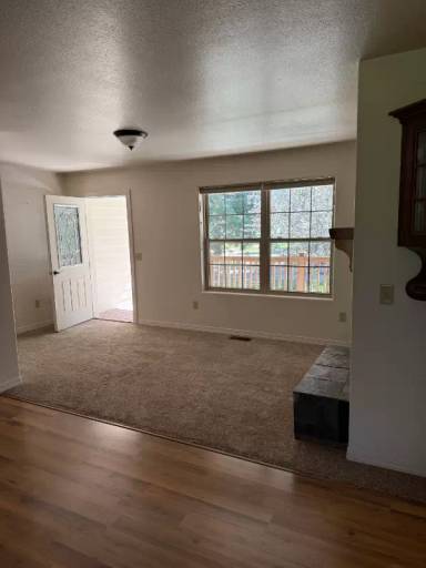 Main picture of 3952 Houk Way