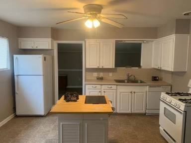Main picture of 903 Rickey Pl