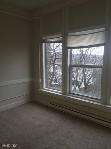 Main picture of 41 Academy St