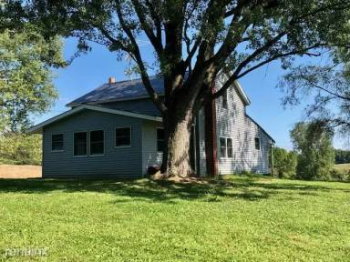 Main picture of 1327 Township Road 593