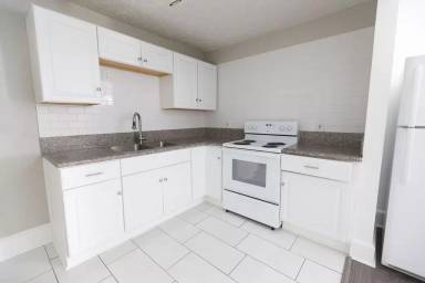 Main picture of 1153 Walnut St