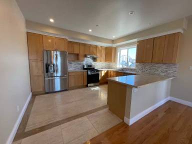 Main picture of 107 Hillcrest Dr
