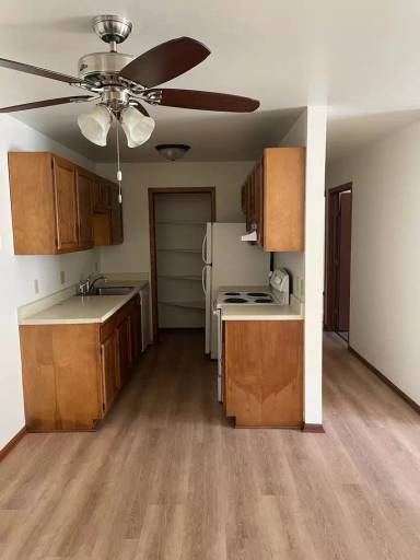 Main picture of 832 Weslyn Ct