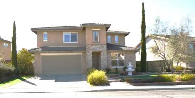 Main picture of 386 Edgewater Dr