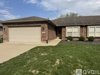 Main picture of 302 Lauren Circle Dr