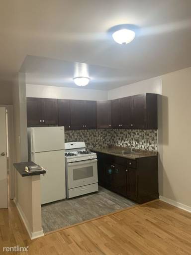 Main picture of 5662 N Ridge Ave