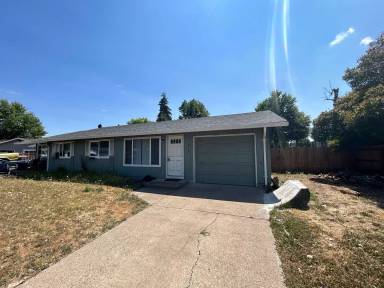 Main picture of 510 NE 26th Ct