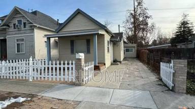 Main picture of 1054 E Wilson Ave