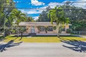 Main picture of 16420 NE 5th Ave