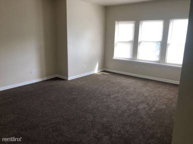 Main picture of 5036 W Washington Blvd