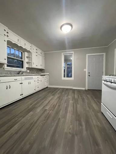 Main picture of 1002 8th St S