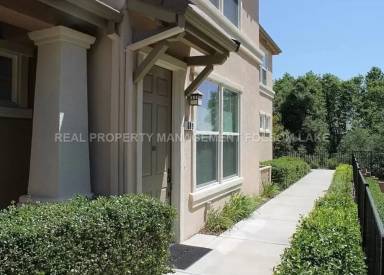 Main picture of 609 Blossom Rock Ln