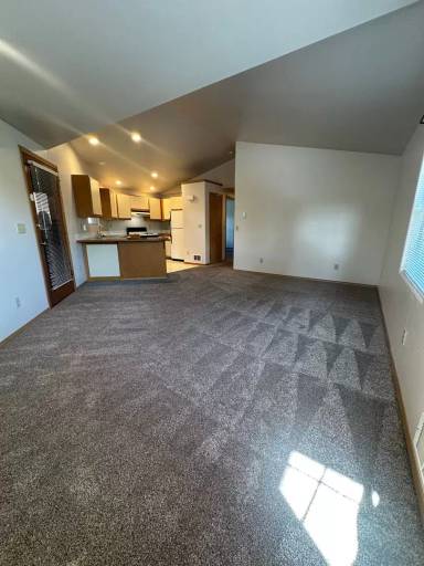 Main picture of 12420 20th St NE
