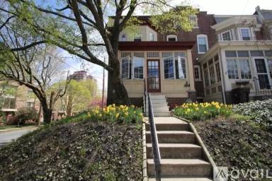 Main picture of 1510 N Franklin St
