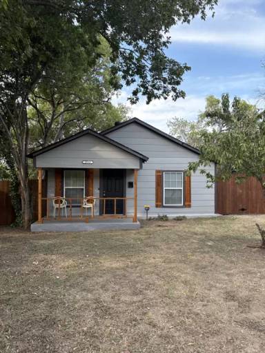 Main picture of 5512 Humbert Ave