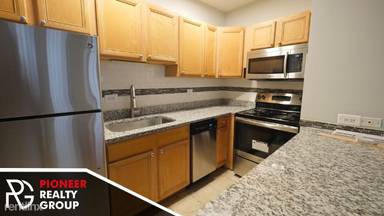 Main picture of 3631 W Dickens Ave