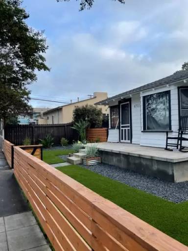 Main picture of 4753 Muir Ave