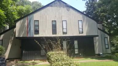 Main picture of 655 Watson St