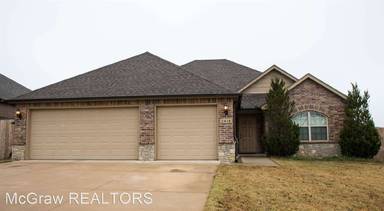 Main picture of 2414 W Little Rock Pl