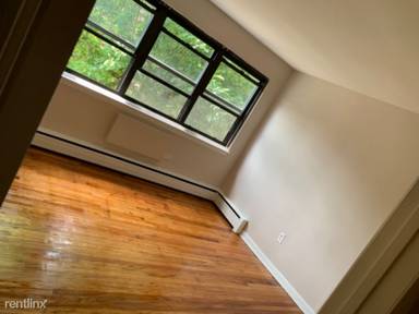 Main picture of 1100 Edgewood Ave
