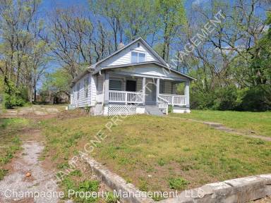 Main picture of 8008 Euclid Ave