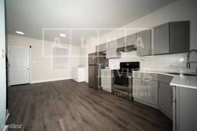 Main picture of 2835 N Ringgold St