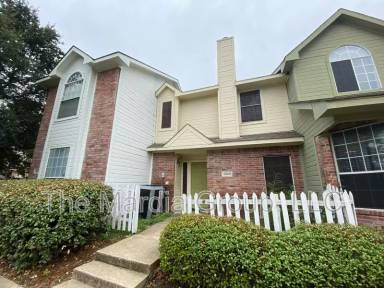 Main picture of 3868 Brandon Park Dr