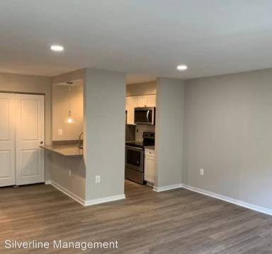 Main picture of 9904 Hellingly Pl