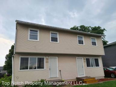 Main picture of 5332 N Division St