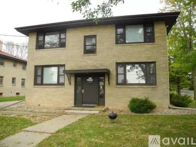 Main picture of 701 Pinecrest Dr
