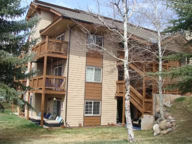 Main picture of 1902 Crazy Horse Cir