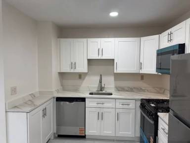 Main picture of 1748 Jancey St