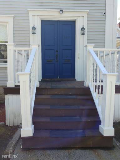 Main picture of 107 Ash St